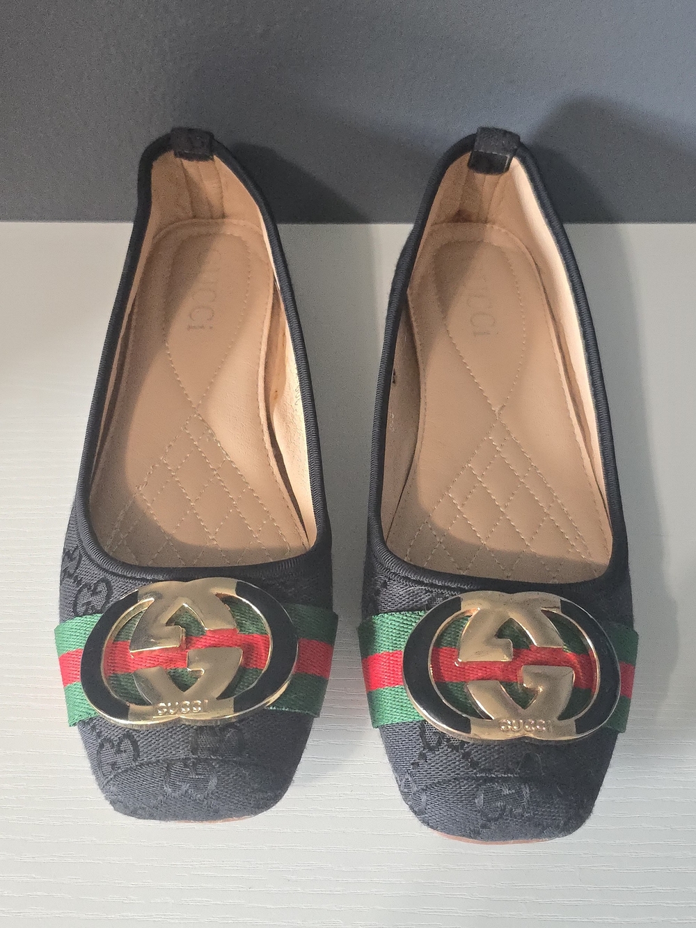Black Canvas Ballet Flats with Gold Interlocking G "Gucci"